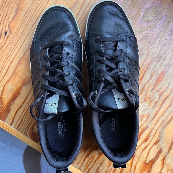 Adidas Leather Skate Shoe Memory Foam Footbed - Picture 5 of 5